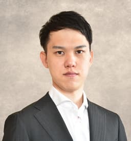 内野 詠一郎